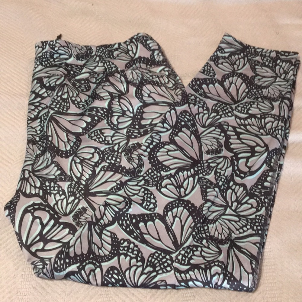 Butterfly yoga leggings